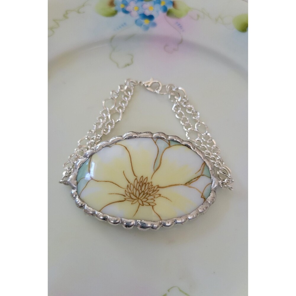 Broken China Bracelet – Handcrafted Yellow Porcelain Flower Solder Border